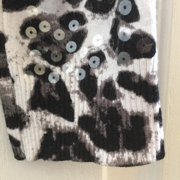 FINAL MARKDOWN LADIES’ INC Sequined Cardigan Sweater (PL) - Picture 7 of 10